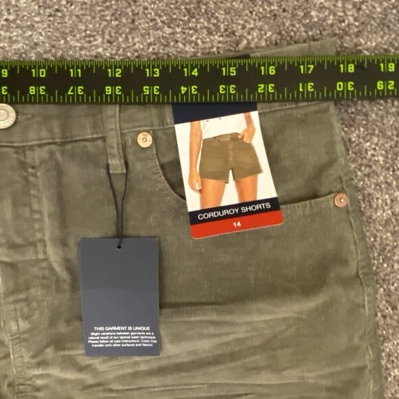 GAP Women's Corduroy Shorts 4" Raw Edge Hem Cut Off Vetiver Size 14 - NWT $49.95 - Picture 9 of 16